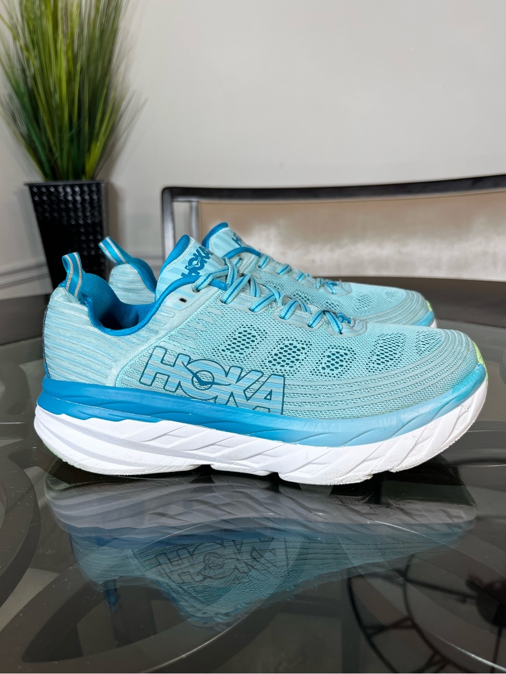 Hoka Bondi 6 Women’s Turquoise Sneakers Sz 10.5